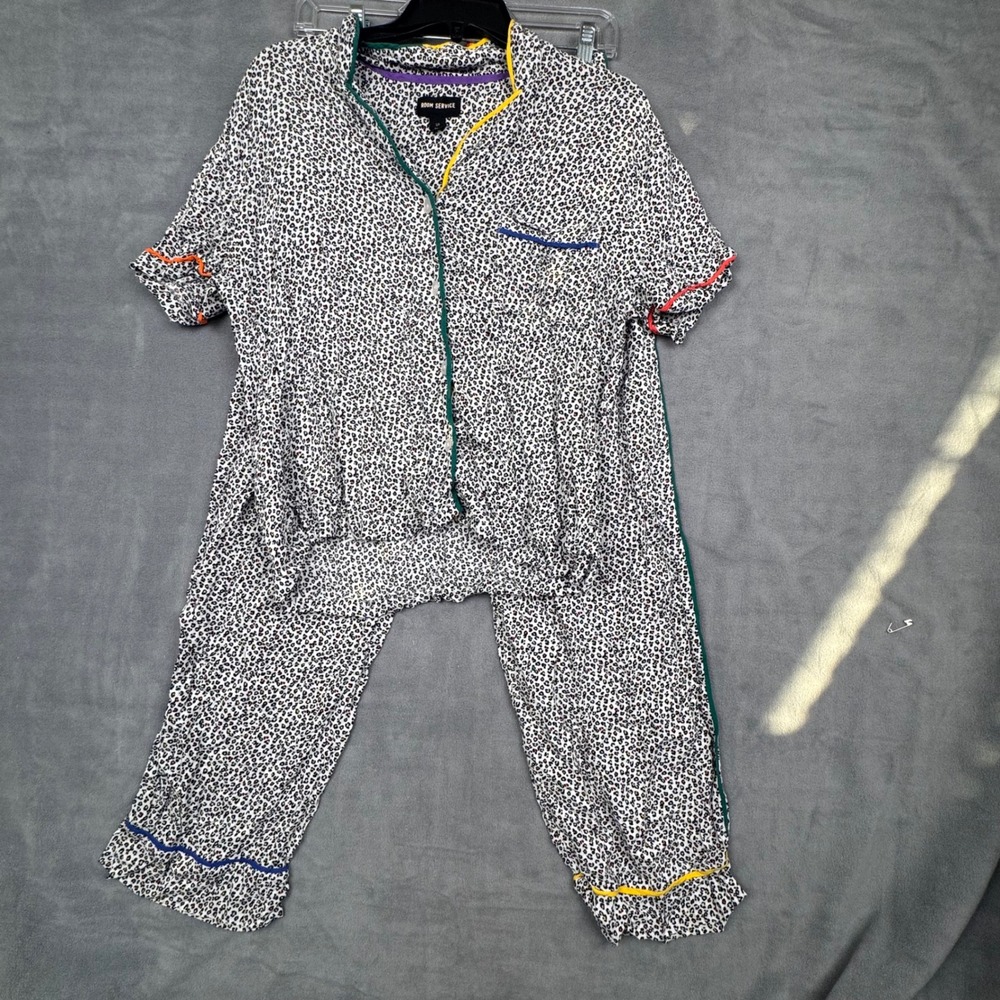 Room Service Leopard Print Pajama Set Rainbow Piping Short Sleeve Pants Small